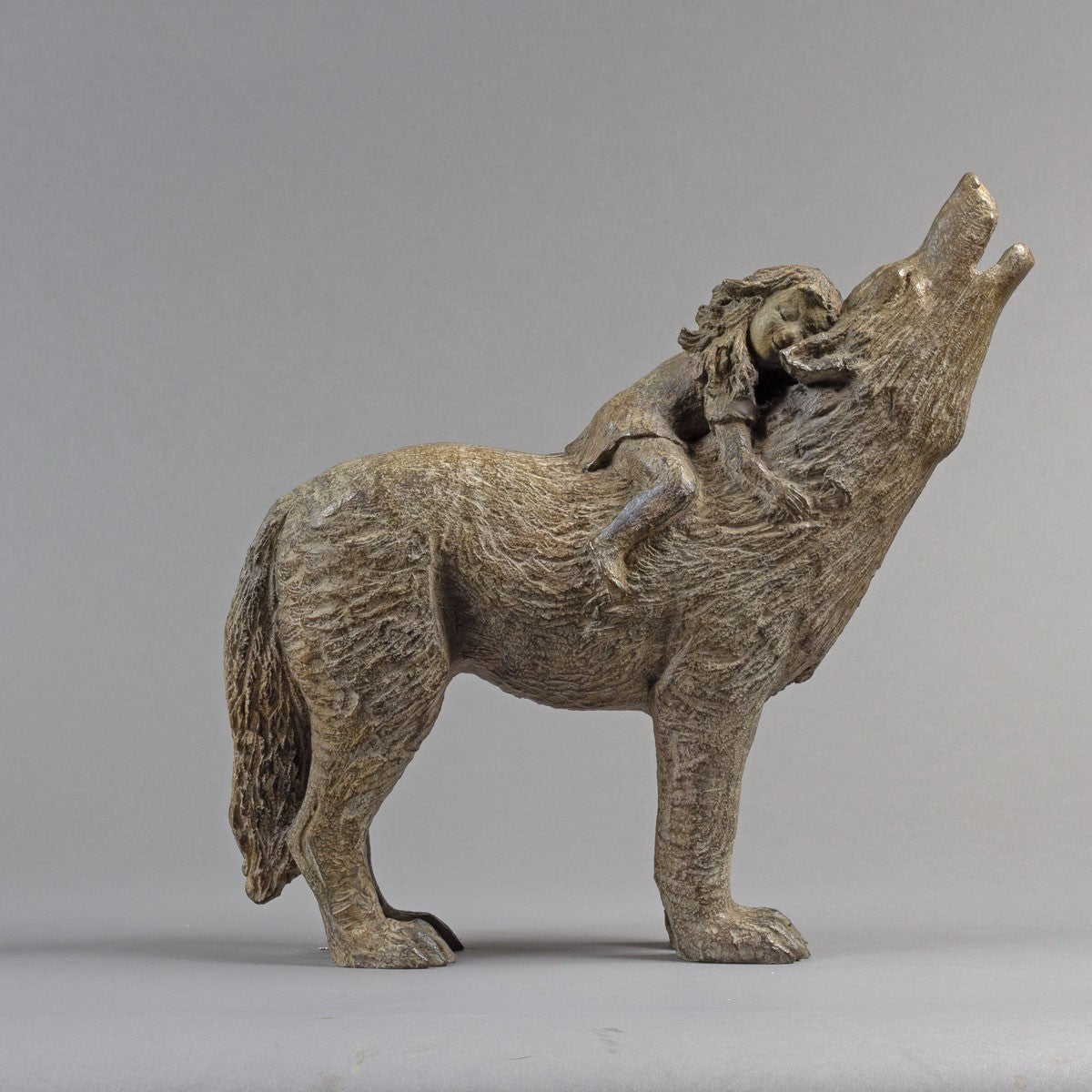 Loup et petite fille